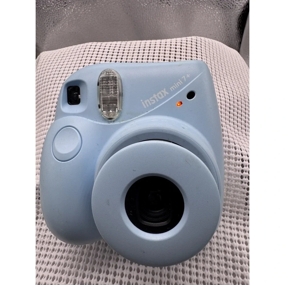 Fujifilm Instax Mini 7+ Instant Camera Light Blue 600021778 Tested Working
